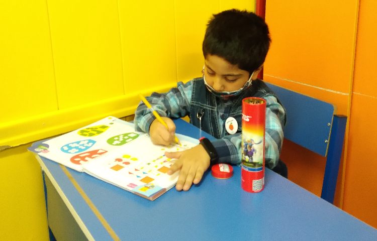 :ریاضی، فعالیت های کتاب و حل جدول شگفت انگیز 14