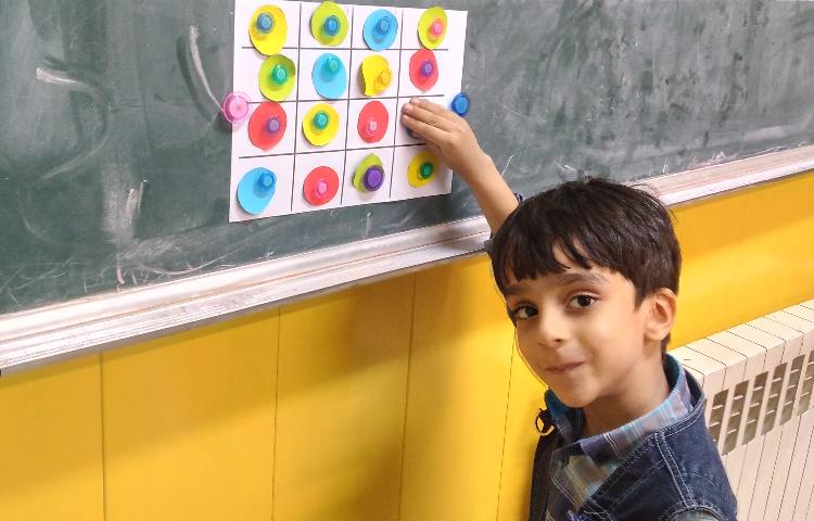 :ریاضی، فعالیت های کتاب و حل جدول شگفت انگیز 9