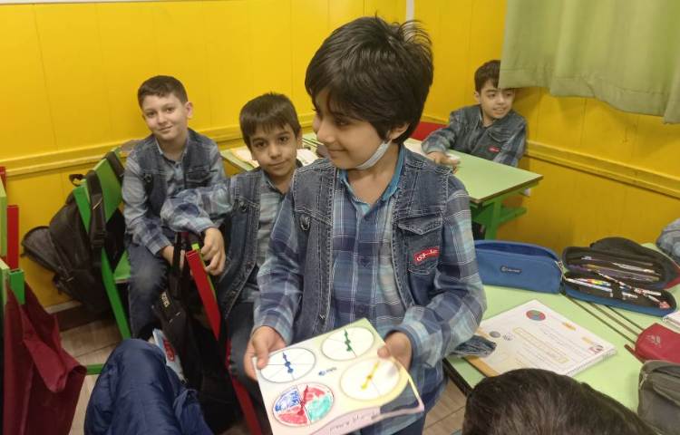 :ریاضی، مبحث جدول داده ها- صفحات 118 و 119 4