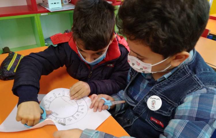 :ریاضی، مبحث ساعت، کلاس فضانوردان 4