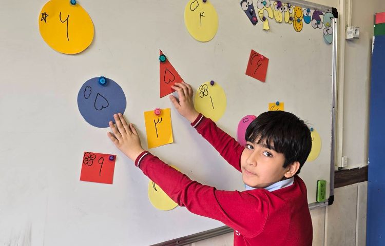 ریاضی - مبحث: پرسش‌و پاسخ ضرب و تقویت حافظه‌ی دیداری و شنیداری 3