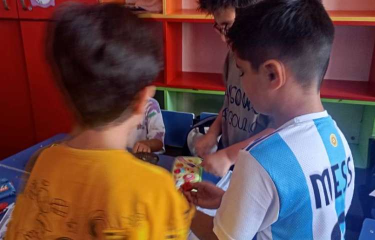 ریاضی ، مرور مباحث ساعت سال گذشته همراه با بازی تاس و حلقه ی هولاهوپ 3