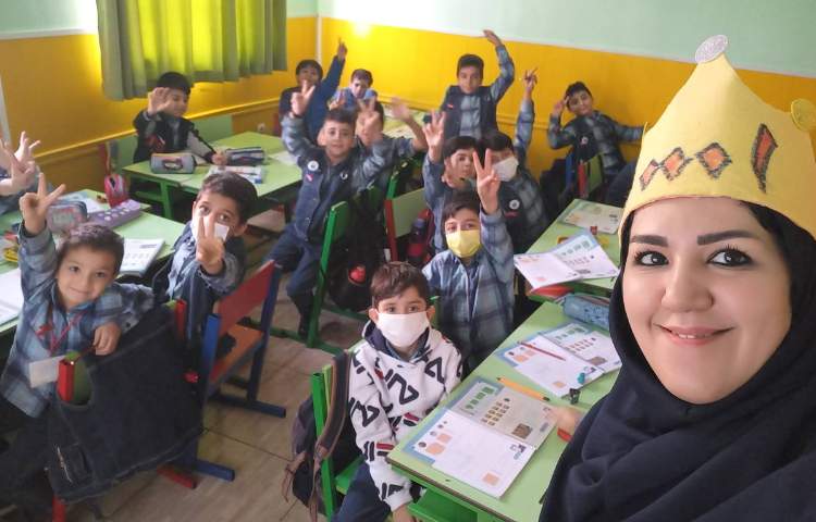 :ریاضی، معرفی عدد هزار با دست ورزی، کلاس زمین 3