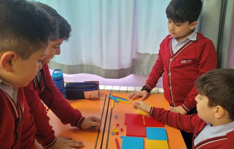 ریاضی مفهوم باز کردن دسته های ده تایی و صدتایی 1