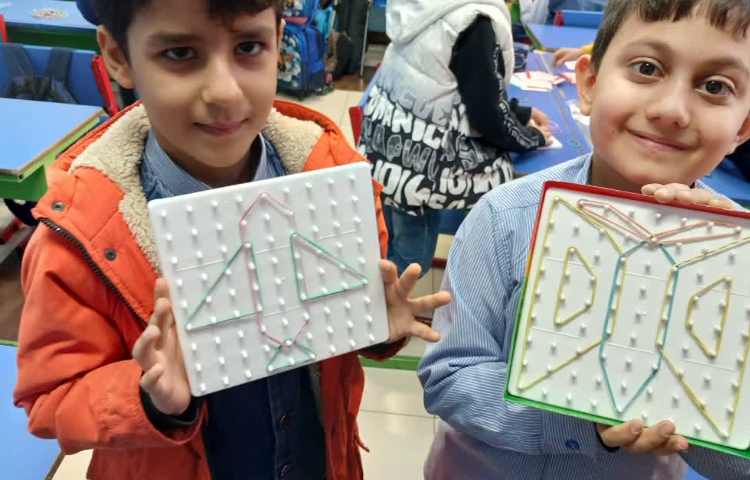 ریاضی (نمایش روابط بیان شکل ها)