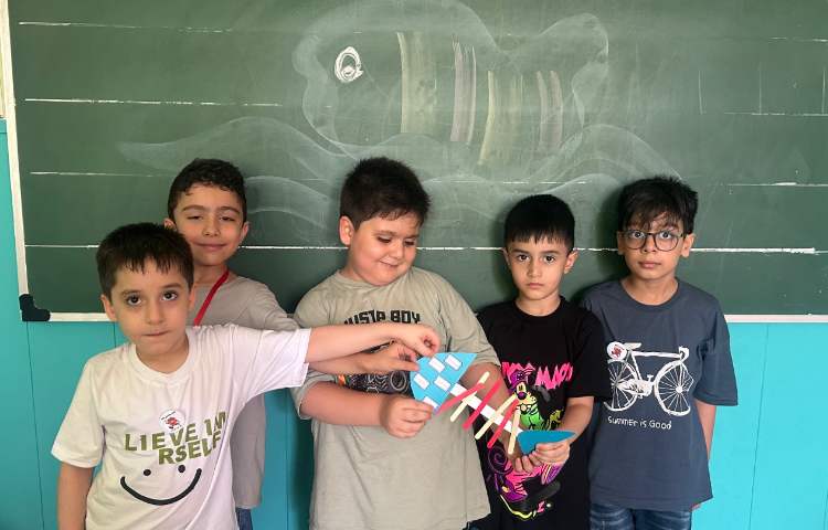 ریاضی ، کاردستی ماهی با آموزش الگو یابی 1