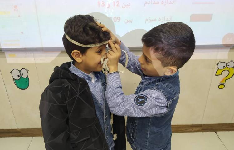 ریاضی -کار با متر برای یادگیری اندازه‌گیری دقیق 1