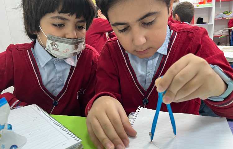 ریاضی : کار با پرگار 6