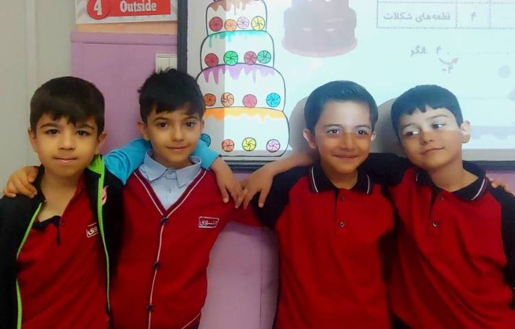 ریاضی : کیک الگویی (ایجاد انگیزه حل تمرین کتاب کار)