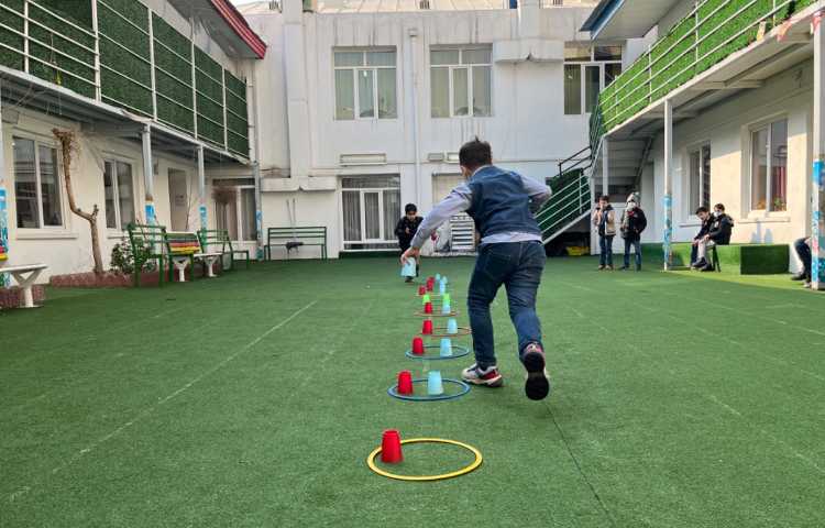 ریتم وگیم -کار با حلقه و کاپ جهت تقویت هماهنگی عصب عضله/جابکی/تقویت دو نیم کره مغز انجام شد 2