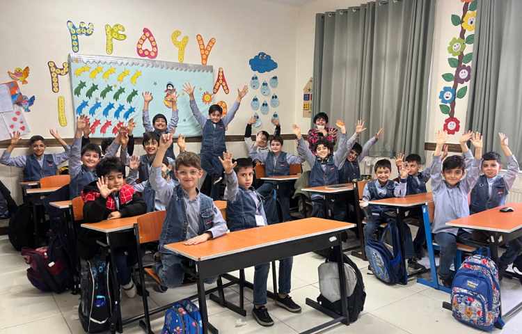 ریتم وگیم -کار جهت تقویت عصب عضله/عمل و عکس العمل/هماهنگی گروهی انجام شد