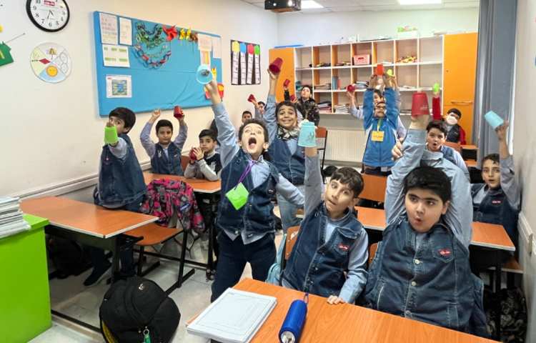 ریتم و گیم-کار با کاپ جهت هماهنگی گروهی و چشم دست انجام شد 2