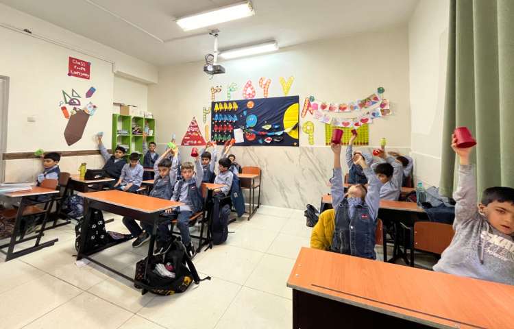 ریتم و گیم-کار با کاپ جهت هماهنگی گروهی و چشم دست انجام شد 2