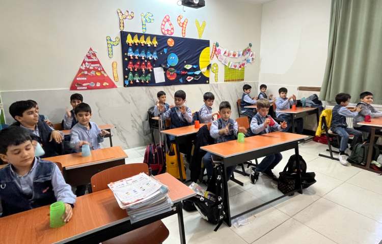 ریتم و گیم-کار با کاپ جهت هماهنگی گروهی و چشم دست انجام شد