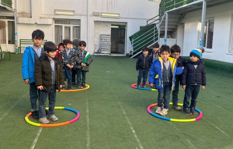 ریتم و گیم -بازی با حاقه جهت تقویت عمل و عکس العمل/چابکی انجام شد 3