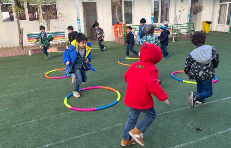 ریتم و گیم -بازی با حاقه جهت تقویت عمل و عکس العمل/چابکی انجام شد 4