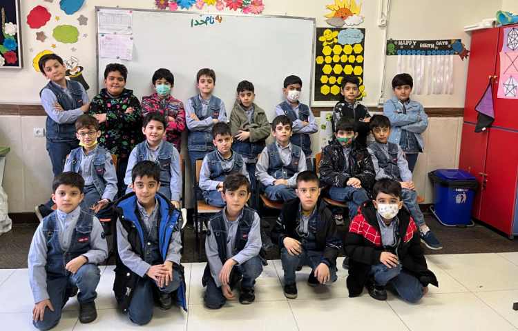 ریتم و گیم - فعالیت جهت تقویت هماهنگی چشم و دست انجام شد