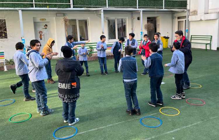 ریتم و گیم - کار با حلقه جهت تقویت چابکی/سرعت عمل و عکس العمل انجام شد 2