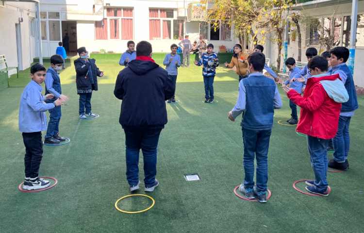 ریتم و گیم - کار با حلقه جهت تقویت چابکی/سرعت عمل و عکس العمل انجام شد