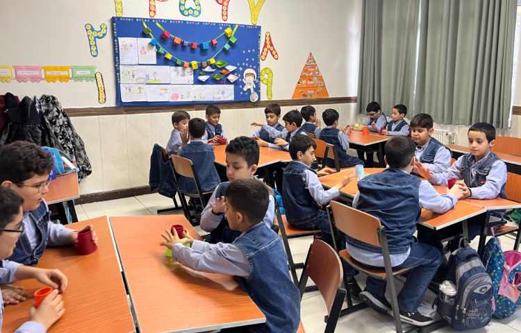 ریتم و گیم -کار با کاپ تقویت هماهنگی گروهی چشم و دست 2