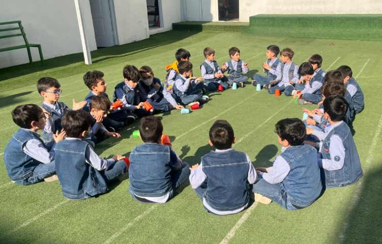 ریتم و گیم -کار با کاپ جهت هماهنگی چشم و دست/ توجه و تمرکز و هماهنگی گروهی انجام شد 1