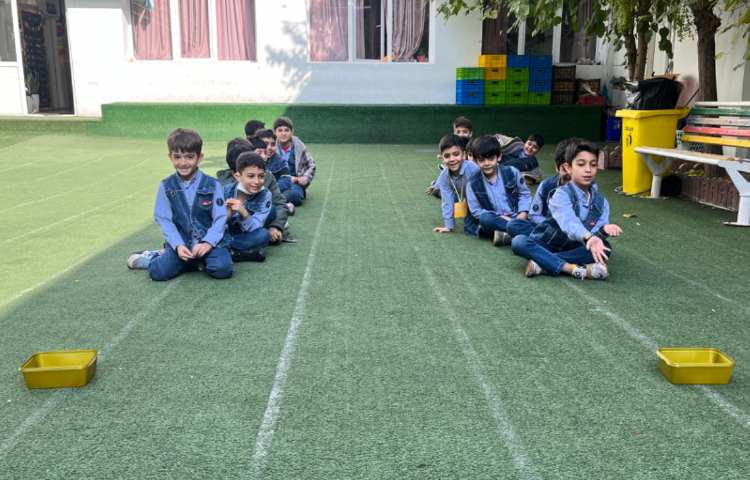 ریتم و گیم -کار برای تقویت مهارت ادراکی حرکتی عمل و عکس العمل انجام شد 1