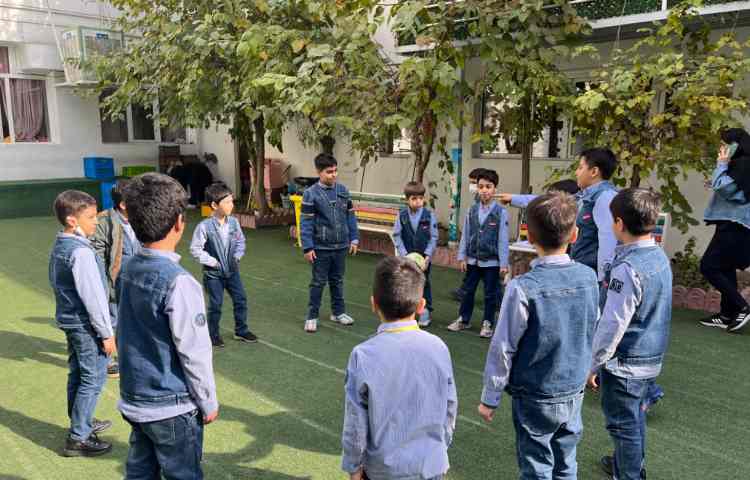 ریتم و گیم -کار برای تقویت مهارت ادراکی حرکتی عمل و عکس العمل انجام شد 2