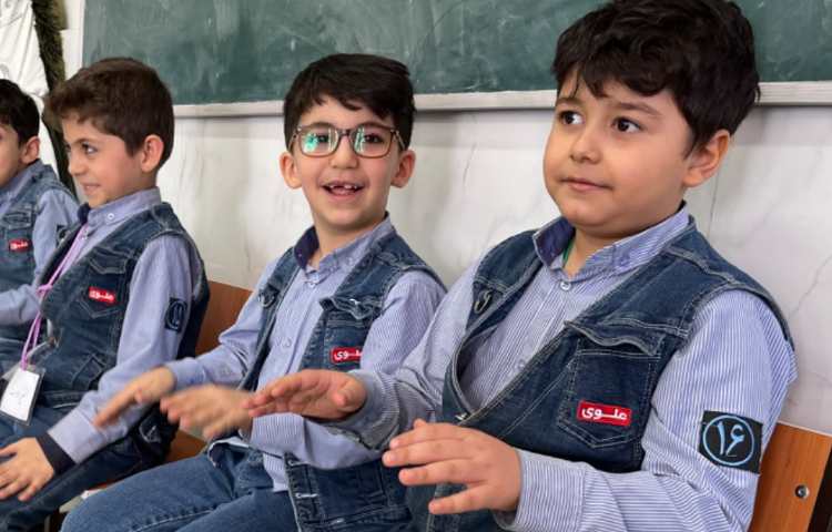 ریتم و گیم -کار جهت تقویت عصب عضله/عمل و عکس العمل/هماهنگی گروهی انجام شد 2