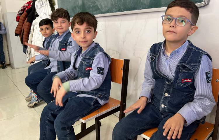 ریتم و گیم -کار جهت تقویت عصب عضله/عمل و عکس العمل/هماهنگی گروهی انجام شد