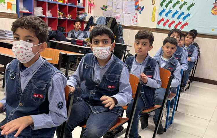 ریتم و گیم -کار جهت تقویت هماهنگی عصب عضله /سرعت عمل و عکس العمل انجام شد. 2