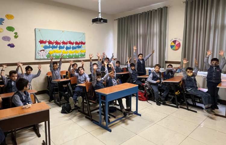 ریتم و گیم - کار جهت هماهنگی چشم و دست/ توجه و تمرکز و هماهنگی گروهی انجام شد 1