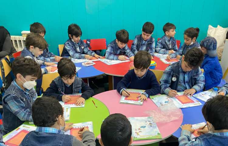 :زبان آموزی آوای (ف)، کلاس قاصدک 1