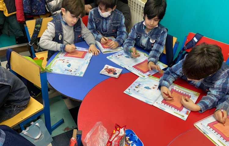 :زبان آموزی آوای (ف)، کلاس قاصدک 3