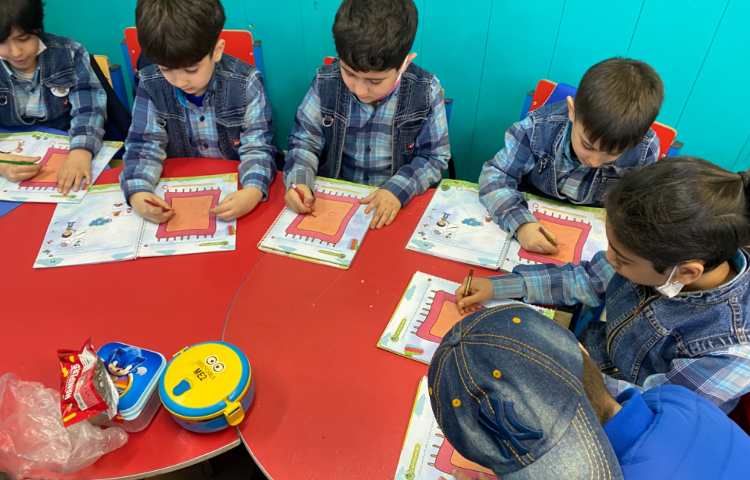 :زبان آموزی آوای (ف)، کلاس قاصدک 4