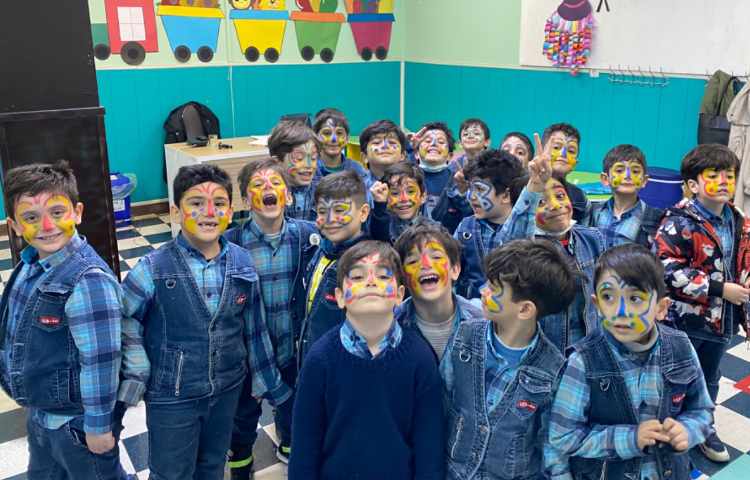 :زبان آموزی، ساختن کاردستی پرنده و کشیدن نقاشی پروانه 4