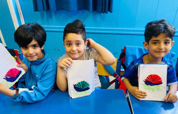 :زبان آموزی، ساخت کاردستی حلزون با تکنیک تا زدن کاغذ 4