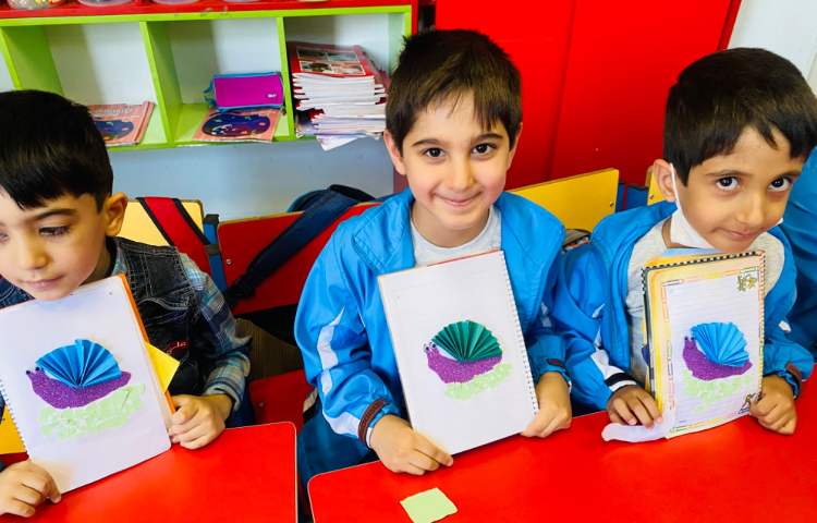 :زبان آموزی، ساخت کاردستی حلزون با تکنیک تا زدن کاغذ 5