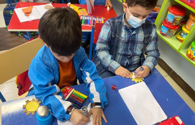 :زبان آموزی ساخت کار دستی شیر با صدای ش غیر آخر 10