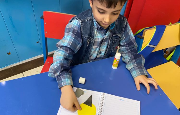 :زبان آموزی صدای (ز) به همراه کاردستی زنبور 12