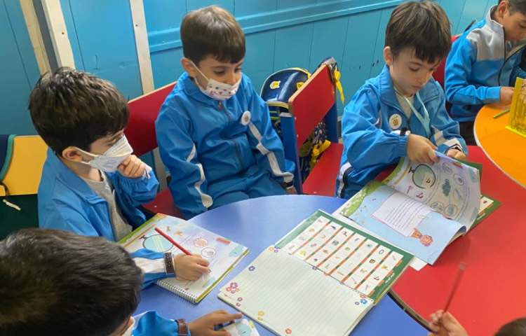 :زبان آموزی، کلاس قاصدک 10