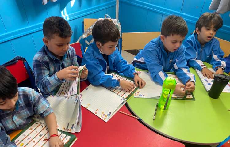 :زبان آموزی، کلاس قاصدک 11