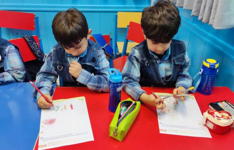 :زبان آموزی، کلاس قاصدک 4