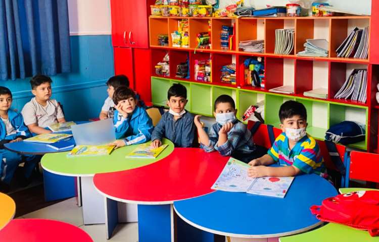 :زبان آموزی، کلاس قاصدک 6