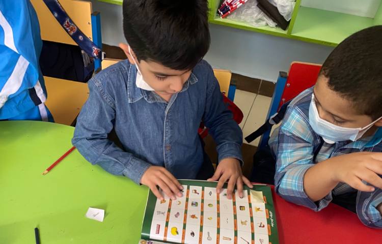 :زبان آموزی، کلاس قاصدک 9