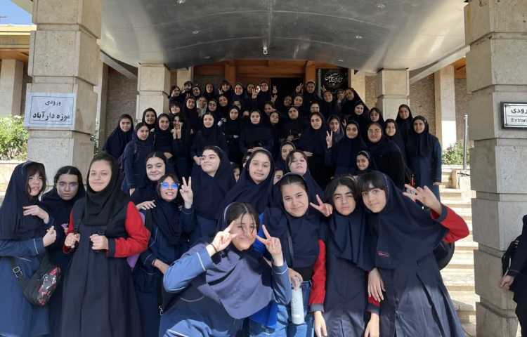 زبان انگلیسی پایگاه تابستانی (موزه حیات وحش دارآباد) 7