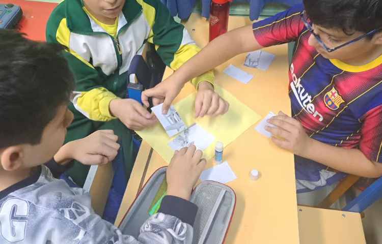 زبان عمومی بازی پازل با مشاغل 1