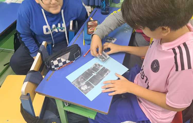 زبان عمومی بازی پازل با مشاغل