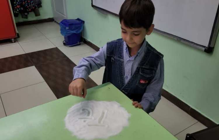 زبان عمومی Letter Tt 5