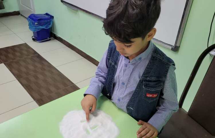 زبان عمومی Letter Tt 8