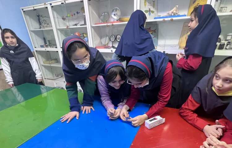 زنگ آزمایشگاه علوم 2